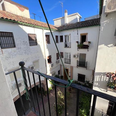 Apartamento Con Patio Para 4 En El Casco Historico กอร์โดบา ภายนอก รูปภาพ