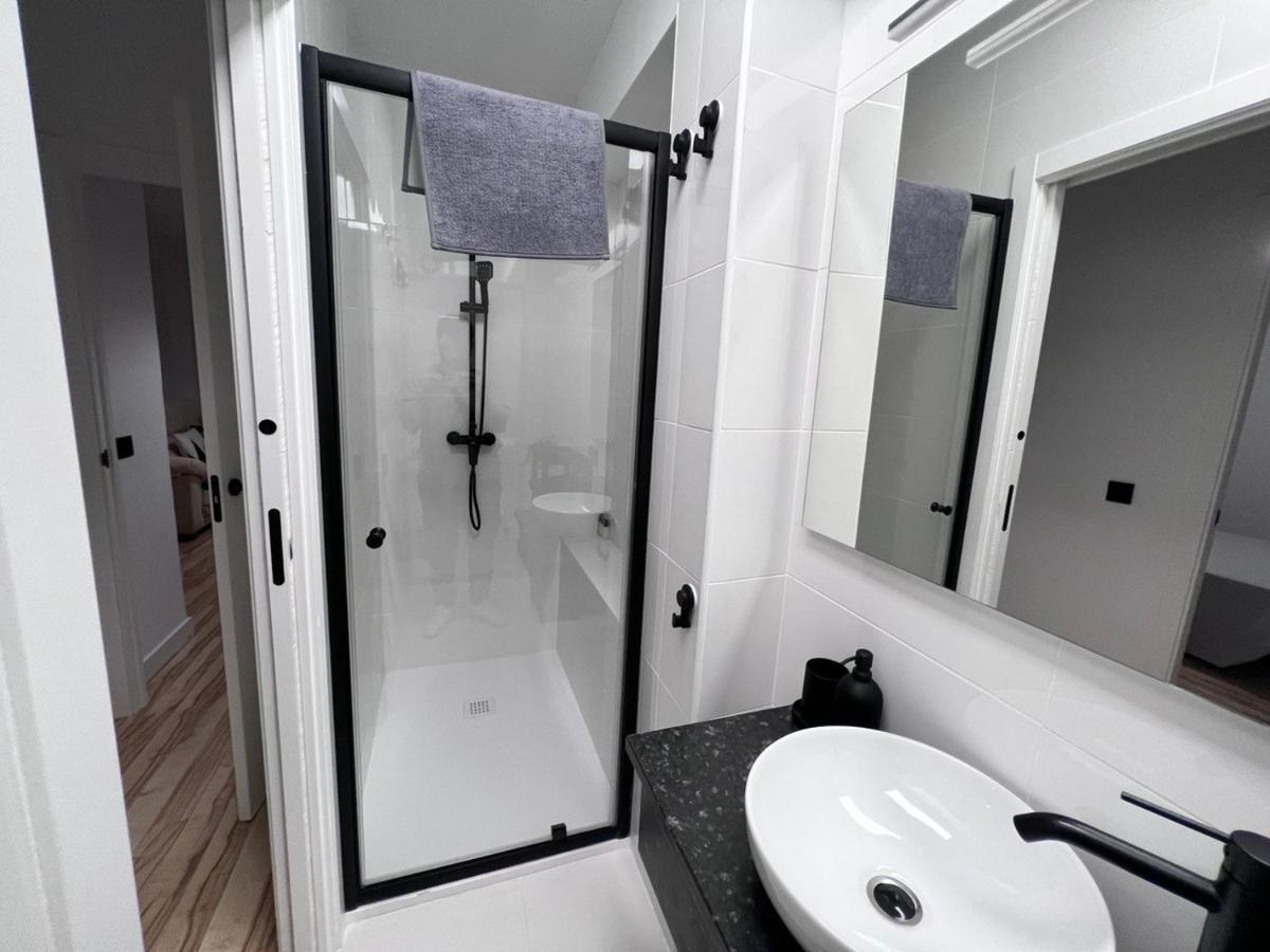Apartamento Con Patio Para 4 En El Casco Historico กอร์โดบา ภายนอก รูปภาพ