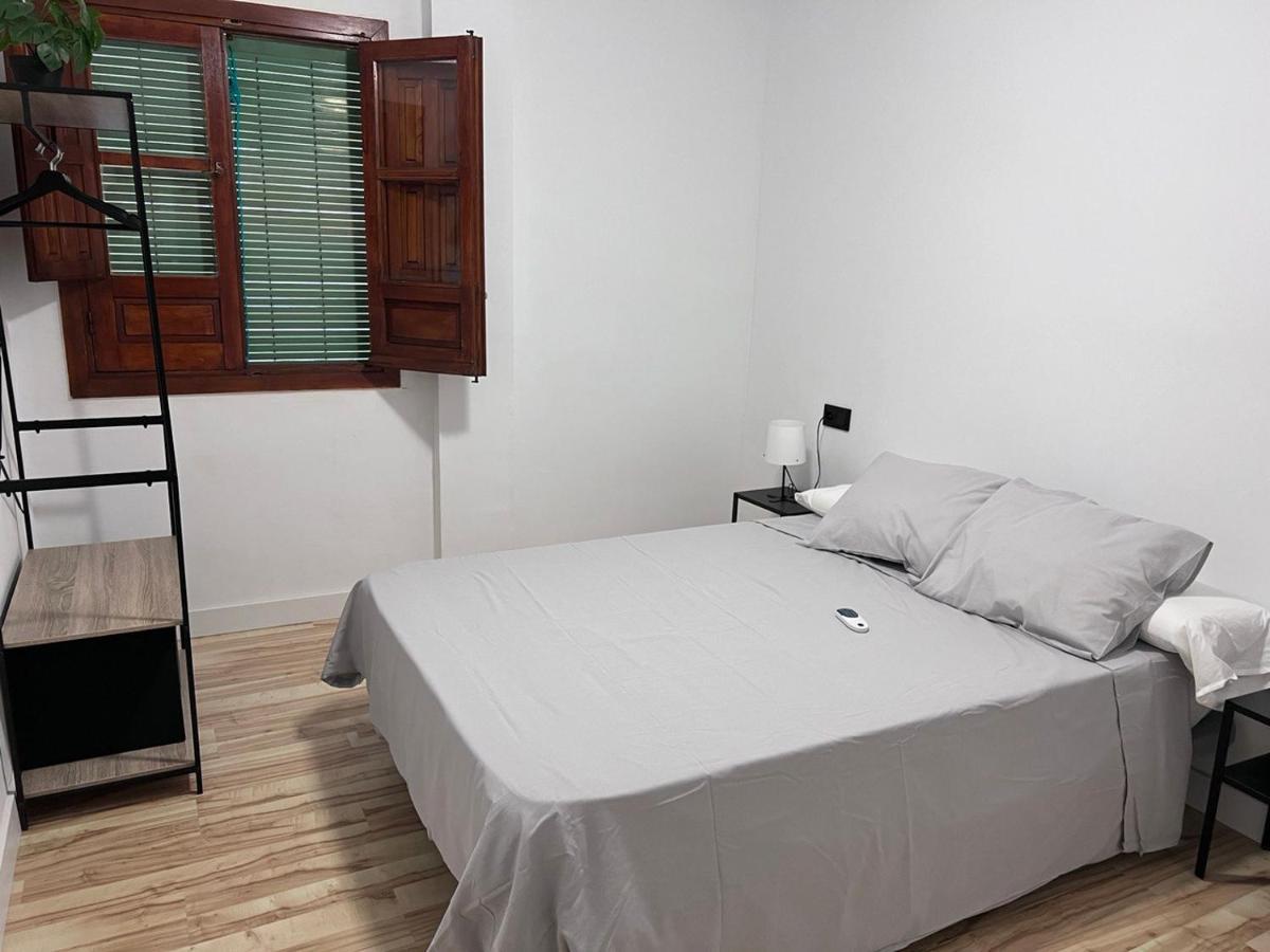 Apartamento Con Patio Para 4 En El Casco Historico กอร์โดบา ภายนอก รูปภาพ