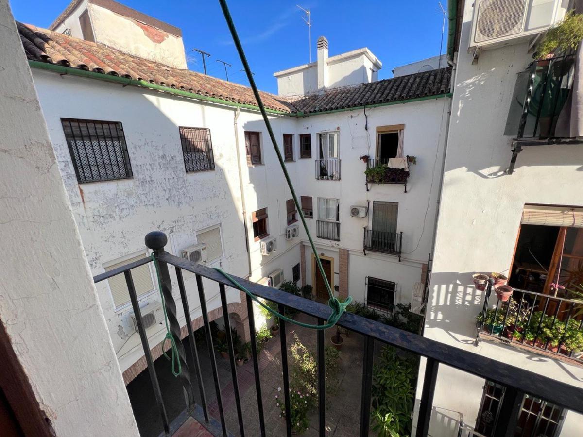 Apartamento Con Patio Para 4 En El Casco Historico กอร์โดบา ภายนอก รูปภาพ